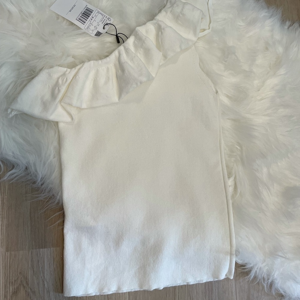 Mango One Shoulder Ruffle Top - NWT! - Picture 3 of 11